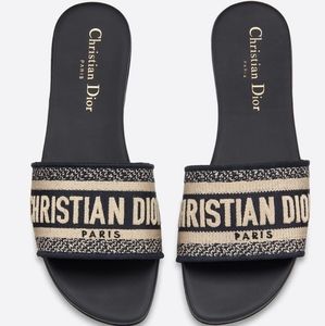 Dior slides size 8